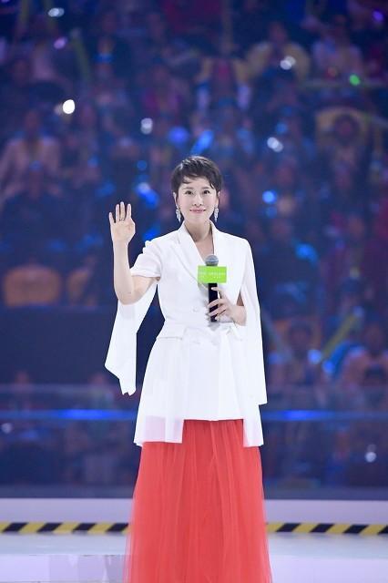 娱乐吃瓜四字女星是谁,她是如何成为娱乐圈焦点人物的？  第1张